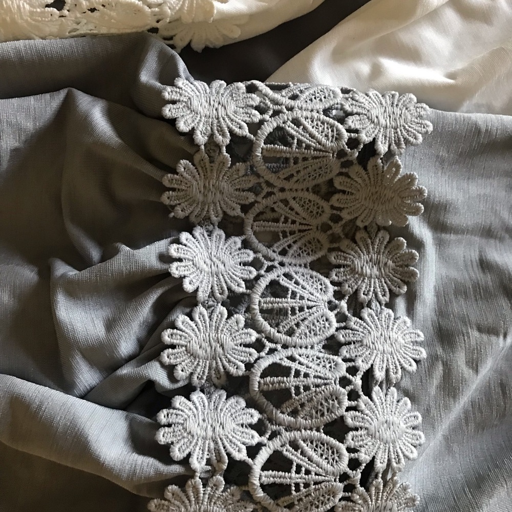 2 Dresses - Picture 2 of 3